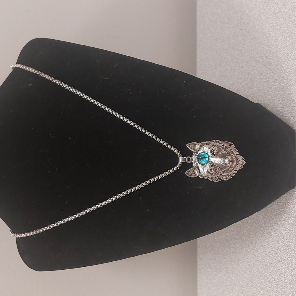 Silver Toned Wolf Head Blue Eye  Amulet Necklace